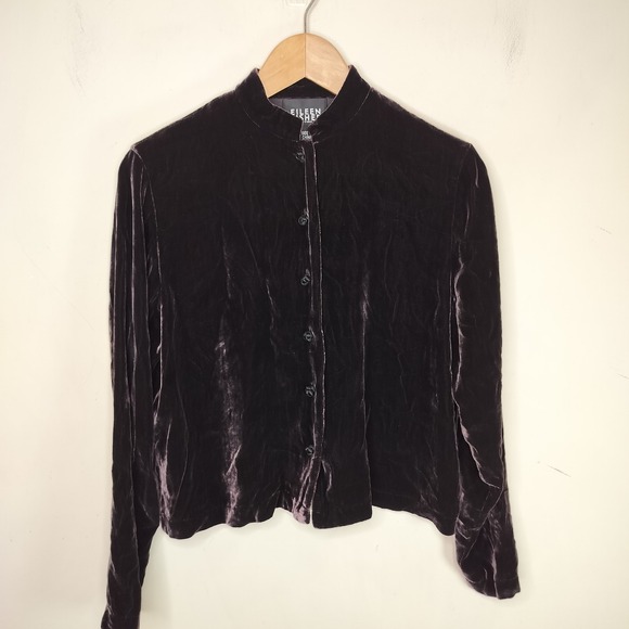 Button Up Shirt Sold - Picture 1 of 2